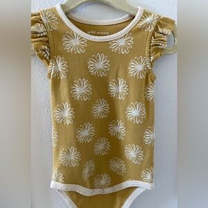 Wild Wawa Flutter Onesie - Blossom. Size 12-18months.